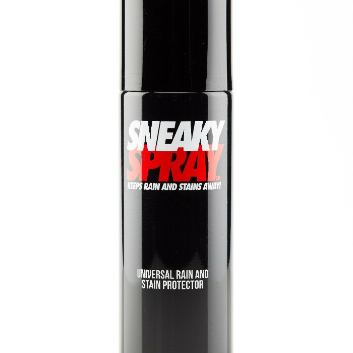 SNEAKY SPRAY