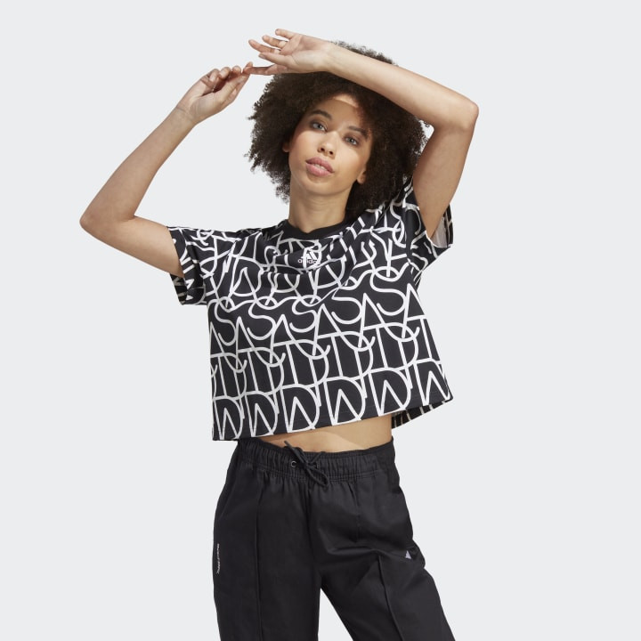 Adidas BLUV Q2 BOYF T