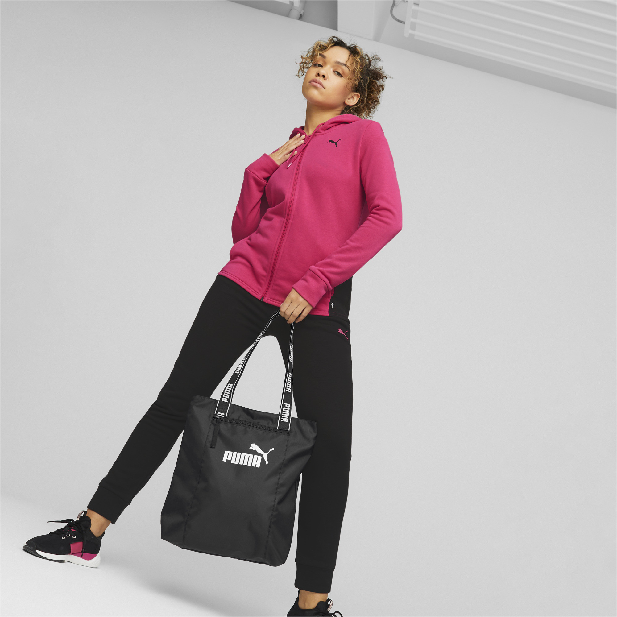 PUMA Core Base Shopper