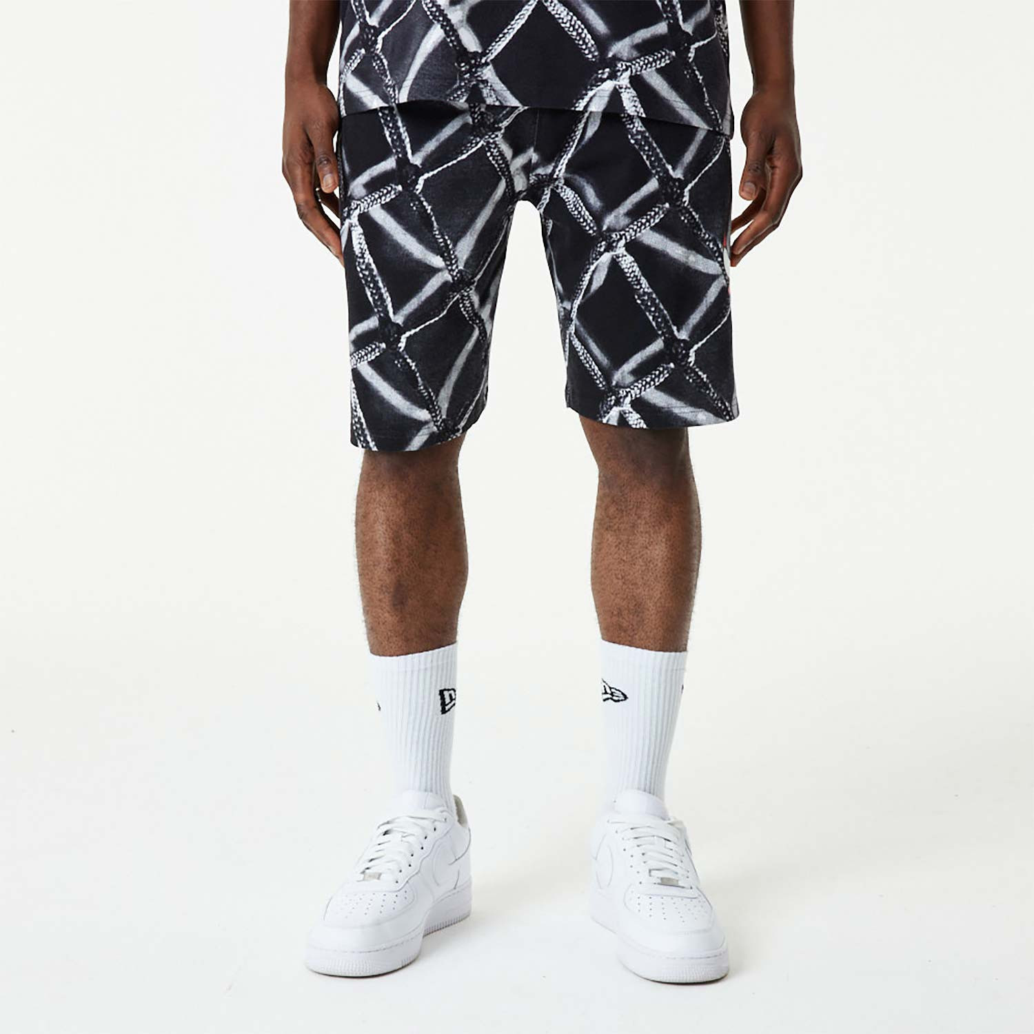 NEW ERA NBA AOP SHORTS