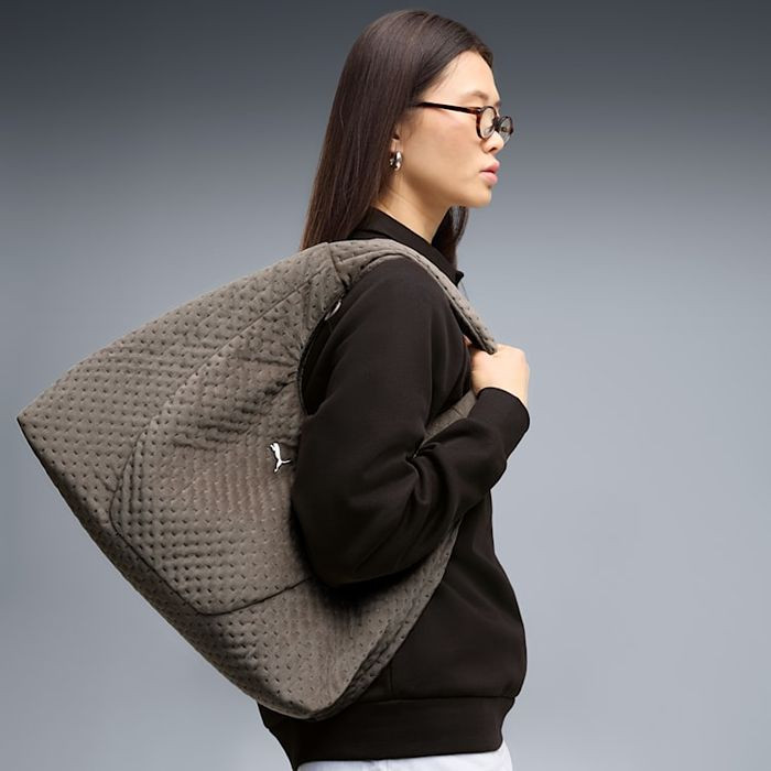PUMA UP Velvet Large Prism Bag